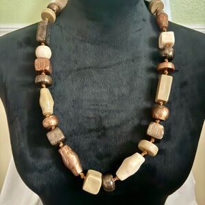 Vintage Hand Knotted Brown Chunky Beaded Necklace 🤩